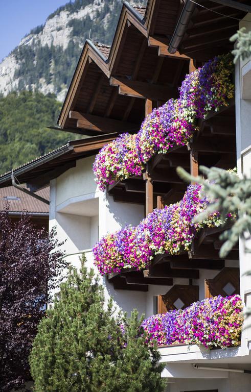 Hotel Sonnenuhr Kramsach Esterno foto