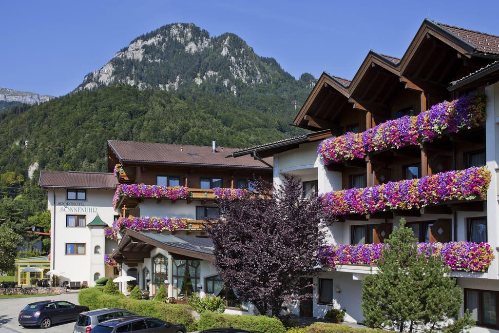 Hotel Sonnenuhr Kramsach Esterno foto