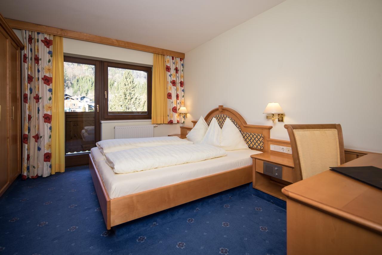 Hotel Sonnenuhr Kramsach Esterno foto